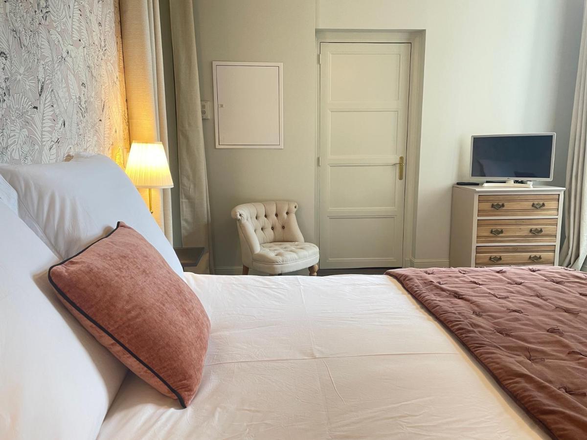 Le Petit Malo Apartment Bayeux Bagian luar foto